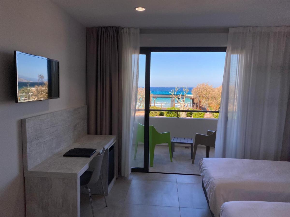 Hotel L'Isula Marina Л'Иль-Рус Экстерьер фото